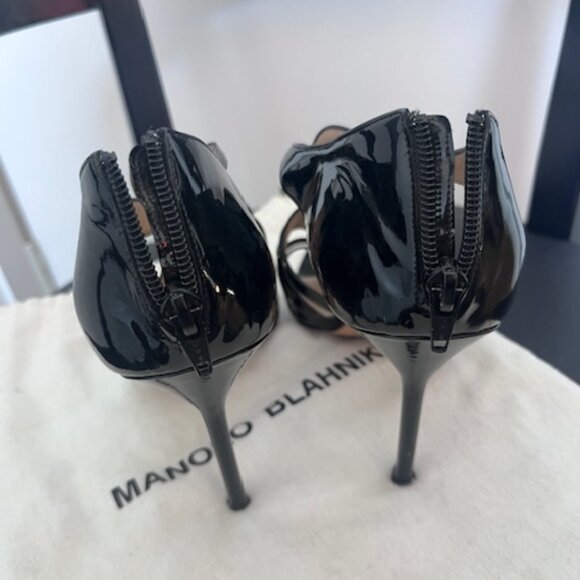 Manolo Blahnik Black Paten Leather Stiletto Heels - Size 40 - Picture 5 of 9